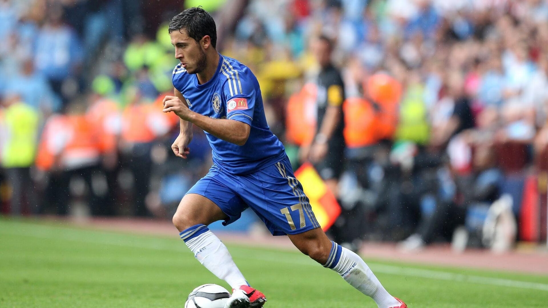 开云权威入口-英格兰球迷高唱国歌庆祝胜利，英格兰国家队歌